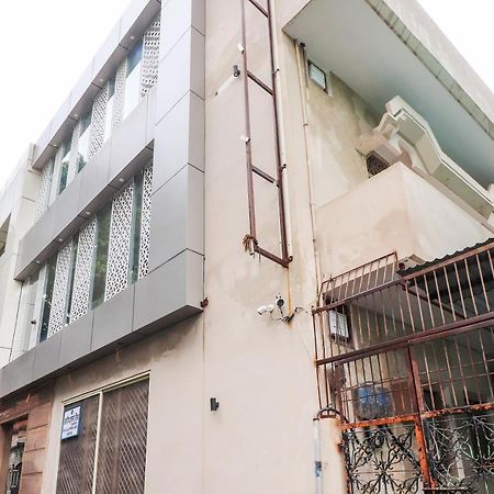 Oyo 26781 Hotel Raghupati Ayodhya Exterior foto